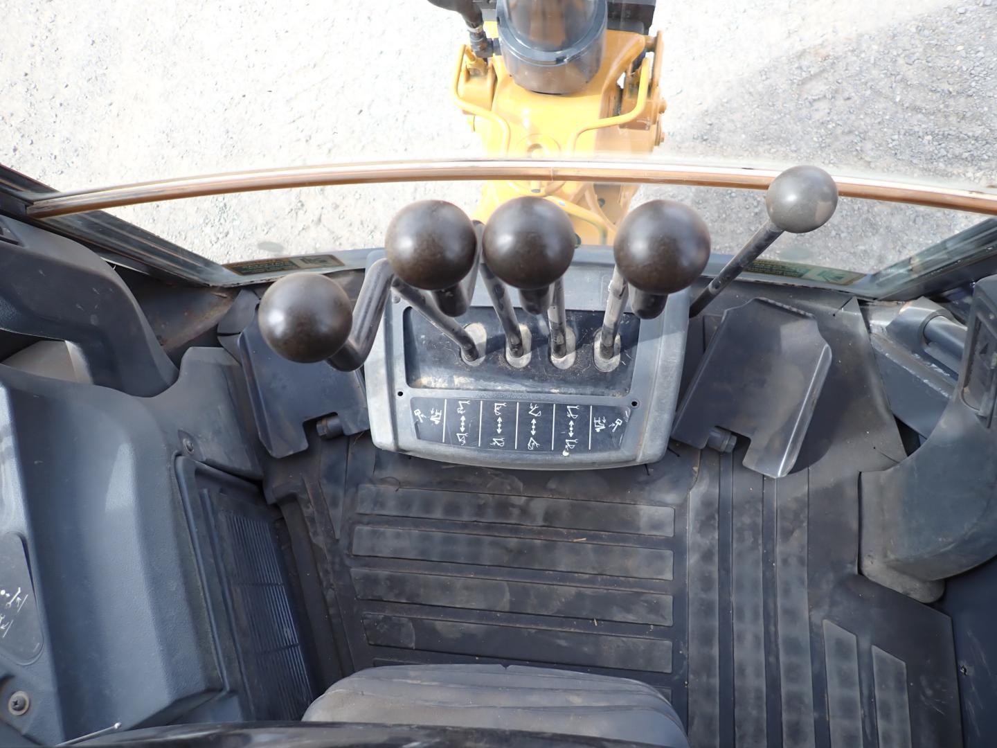 ./imagenes/INVOICE/2019/16498/RETROEXCAVADORA JOHN DEERE_310SK (51).JPG